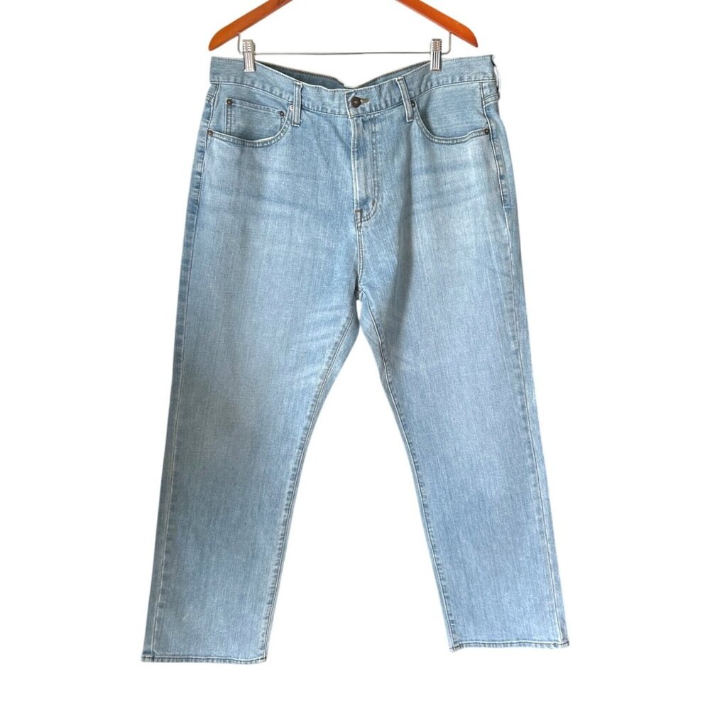 Cremieux Premium Denim Mens Relaxed Straight Jeans Size 40/30 Light Blue